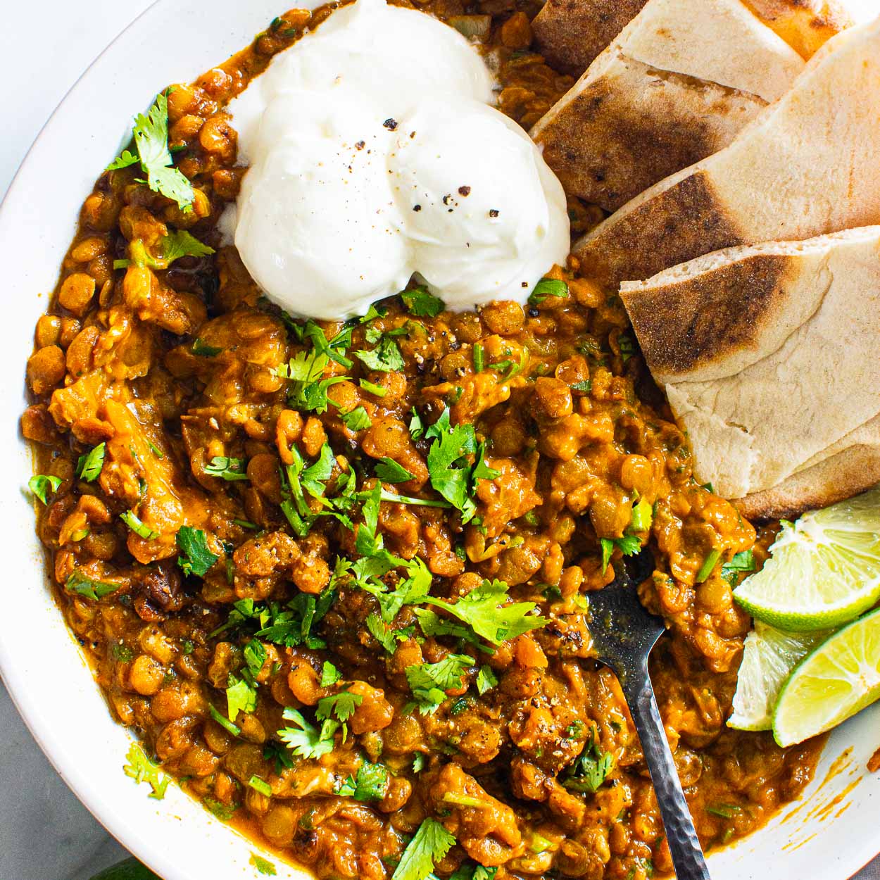Pantry-Friendly Coconut Green Lentil Curry: Bold Flavor, One-Pot Meal